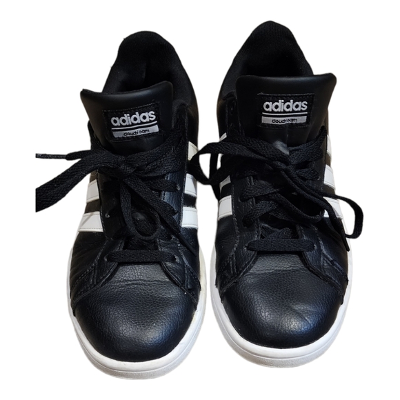 adidas Shoes - Adidas Cloudfoam Black & White Sneakers